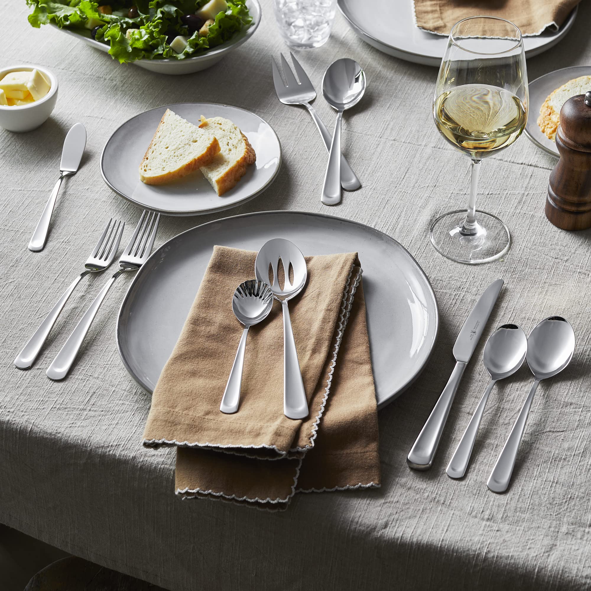 Henckels Silvano 45-pc 18/10 Stainless Steel Flatware Set - Image 5